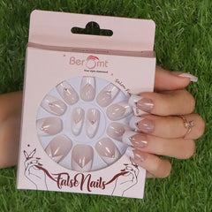 FRENCH CLASSIC NAILS (NAIL KIT INCLUDED)