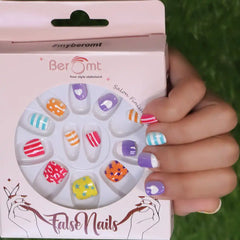 KIDS PRE-GLUED NAILS (NAIL KIT INCLUDED)