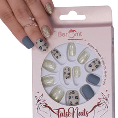 ANIMAL PRINTED NAILS