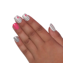 KIDS PINK COLOR NAILS (NAIL KIT INCLUDED)