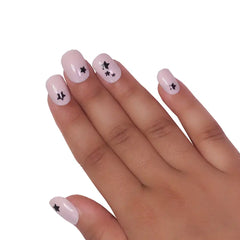KIDS PINK COLOR NAILS (NAIL KIT INCLUDED)