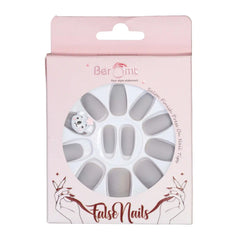 TEENAGE GIRL KIDS NAILS (NAIL KIT INCLUDED)