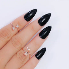 GLITTER NAIL POLISH