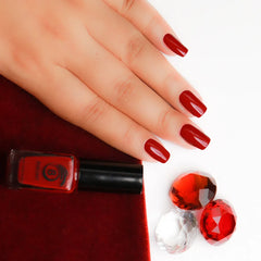SOLID COLOR NAIL POLISH