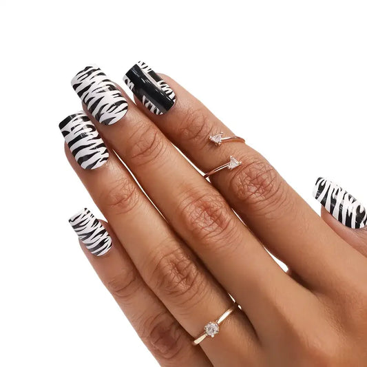 ANIMAL PRINT NAILS 1023- (Buy1 Get1 FREE)