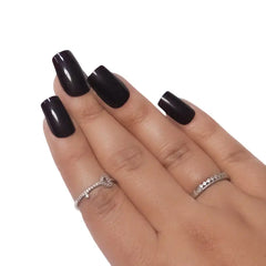 GLOSSY NAILS - 435 (NAIL KIT INCLUDED)