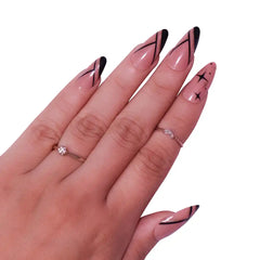 FRENCH TIPS- 319 (NAIL KIT INCLUDED)