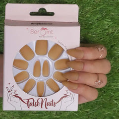 MATTE NAILS- 548 (NAIL KIT INCLUDED)