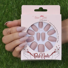 MATTE NAILS- 467 (NAIL KIT INCLUDED)