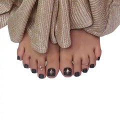 TOE NAILS 256 - (NAIL KIT INCLUDED)