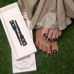 TOE NAILS 256 - (NAIL KIT INCLUDED)