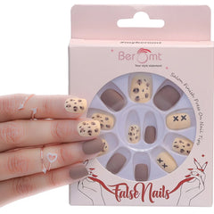 ANIMAL PRINTED NAILS - (NAIL KIT INCLUDED)
