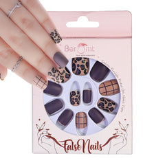 ANIMAL PRINTED NAILS - (NAIL KIT INCLUDED)