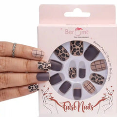 ANIMAL PRINTED NAILS - (NAIL KIT INCLUDED)