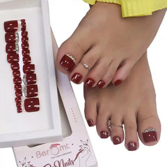 SHINY TOE NAILS (NAIL KIT INCLUDED)