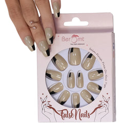 FRENCH BLACK & WHITE NAILS (NAIL KIT INCLUDED)