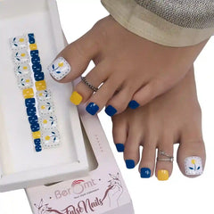 PRINTED TOE NAILS (NAIL KIT INCLUDED)