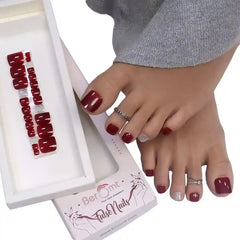 SHINY TOE NAILS (NAIL KIT INCLUDED)