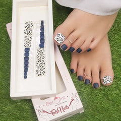 TOE ANIMAL PRINT NAILS (NAIL KIT INCLUDED)