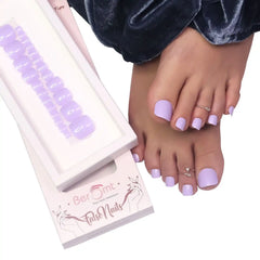 GLOSSY TOE NAILS (NAIL KIT INCLUDED)