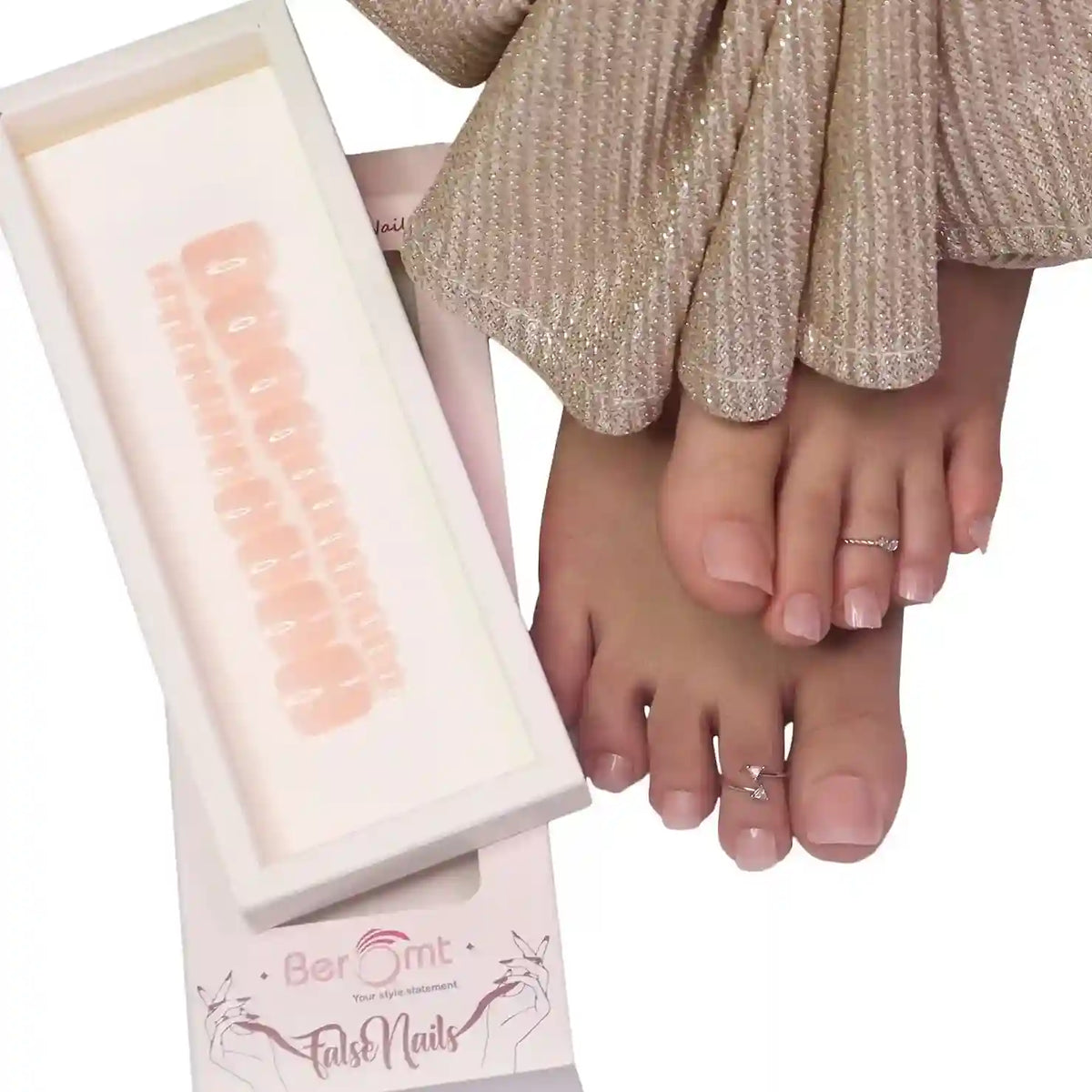 GLOSSY TOE NAILS (NAIL KIT INCLUDED)