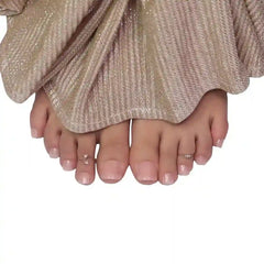 GLOSSY TOE NAILS (NAIL KIT INCLUDED)