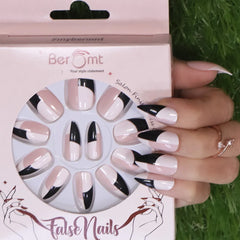 FRENCH BLACK & WHITE NAILS (NAIL KIT INCLUDED)