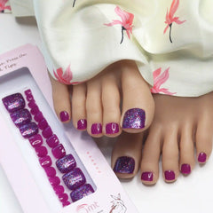 TOE GLITTER NAILS (NAIL KIT INCLUDED)