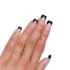 FRENCH SQUARE NAILS (NAIL KIT INCLUDED)