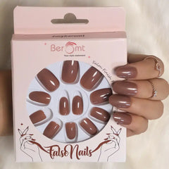 GLOSSY OVAL NAILS (NAIL KIT INCLUDED)