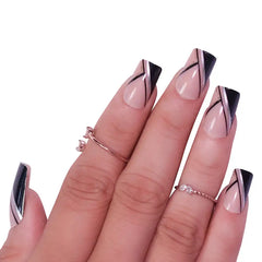 FRENCH SQUARE NAILS (NAIL KIT INCLUDED)