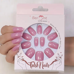 GLOSSY OVAL NAILS (NAIL KIT INCLUDED)