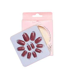 GLOSSY SQUARE NAILS (NAIL KIT INCLUDED)