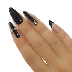 FRENCH BLACK & WHITE NAILS (NAIL KIT INCLUDED)