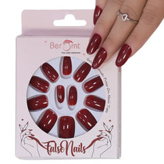 GLOSSY OVAL NAILS (NAIL KIT INCLUDED)