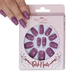 GLOSSY STILLETO NAILS (NAIL KIT INCLUDED)