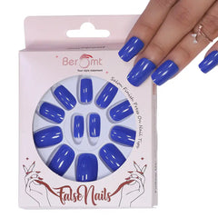 GLOSSY SQUARE NAILS (NAIL KIT INCLUDED)