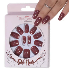 GLOSSY OVAL NAILS (NAIL KIT INCLUDED)