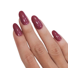 GLOSSY OVAL NAILS (NAIL KIT INCLUDED)