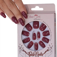 GLOSSY OVAL NAILS (NAIL KIT INCLUDED)