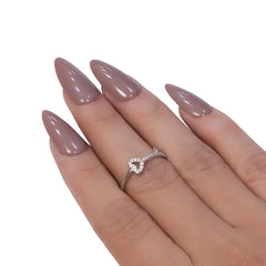 SHORT GLOSSY NAILS-(NAIL KIT INCLUDED)