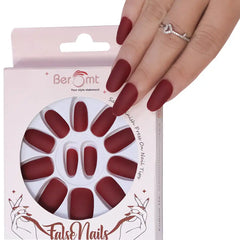 MATTE OVAL NAILS (NAIL KIT INCLUDED)