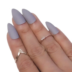 MATTE CLAWS NAILS (NAIL KIT INCLUDED)