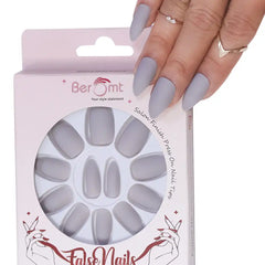 MATTE CLAWS NAILS (NAIL KIT INCLUDED)