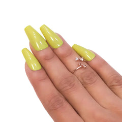 GLOSSY NAILS- (Buy1 Get1 FREE)