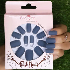 MATTE SQUARE NAILS (NAIL KIT INCLUDED)