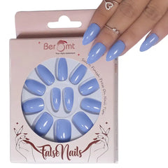 GLOSSY CLAWS NAILS (NAIL KIT INCLUDED)