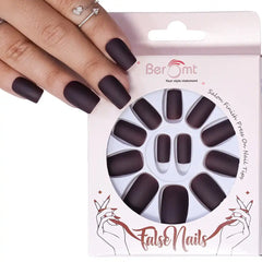 MATTE SQUARE NAILS (NAIL KIT INCLUDED)