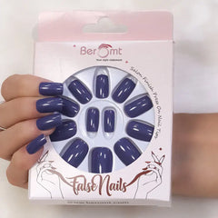 GLOSSY SQUARE NAILS (NAIL KIT INCLUDED)