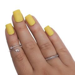 MATTE SQUARE NAILS (NAIL KIT INCLUDED)